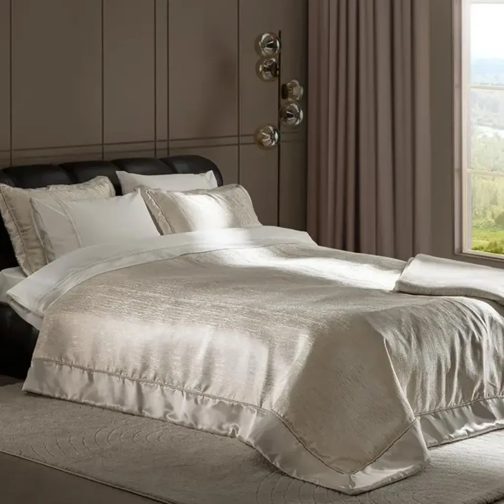 Vezelay Çift Kişilik 8 Parça Çeyiz Seti - Gold